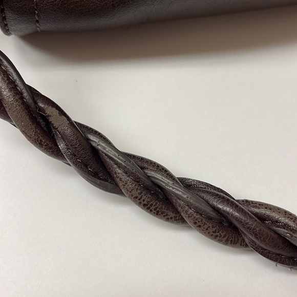 Relic, by Fossil, Twisted Strap Shoulder Bag - Picture 4 of 12